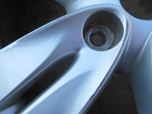 Load image into Gallery viewer, 1x Alufelge 16 Zoll 6.0" 5x114.3 51ET 529101K100 Hyundai Ix20 Rim Wheel FEL5642745250oo