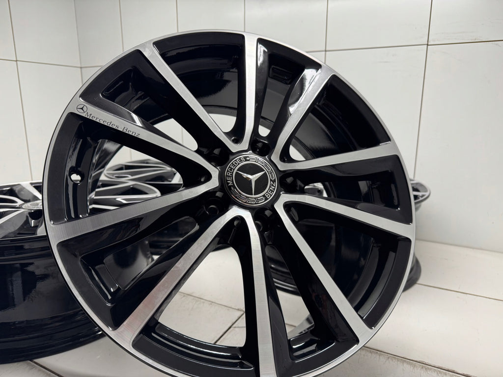 4x Alufelge 18 Zoll 7.5" 5x112 52ET Glanz Schwarz A2464010600 Mercedes-Benz Cla FEL4250877745cd