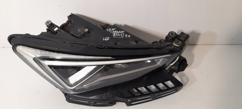 Frontscheinwerfer Seat Tarraco 5FJ-941-008-G Rechts Scheinwerfer Headlight SCH4237302341kw
