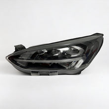 Laden Sie das Bild in den Galerie-Viewer, Frontscheinwerfer Ford Focus MX7B-13E015-EB full LED Links Headlight