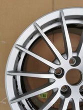 Laden Sie das Bild in den Galerie-Viewer, 1x Alufelge 17 Zoll 7.5" 5x112 29ET Glanz Silber 8W0601025AE Audi A4 B9 FEL2991623772bf