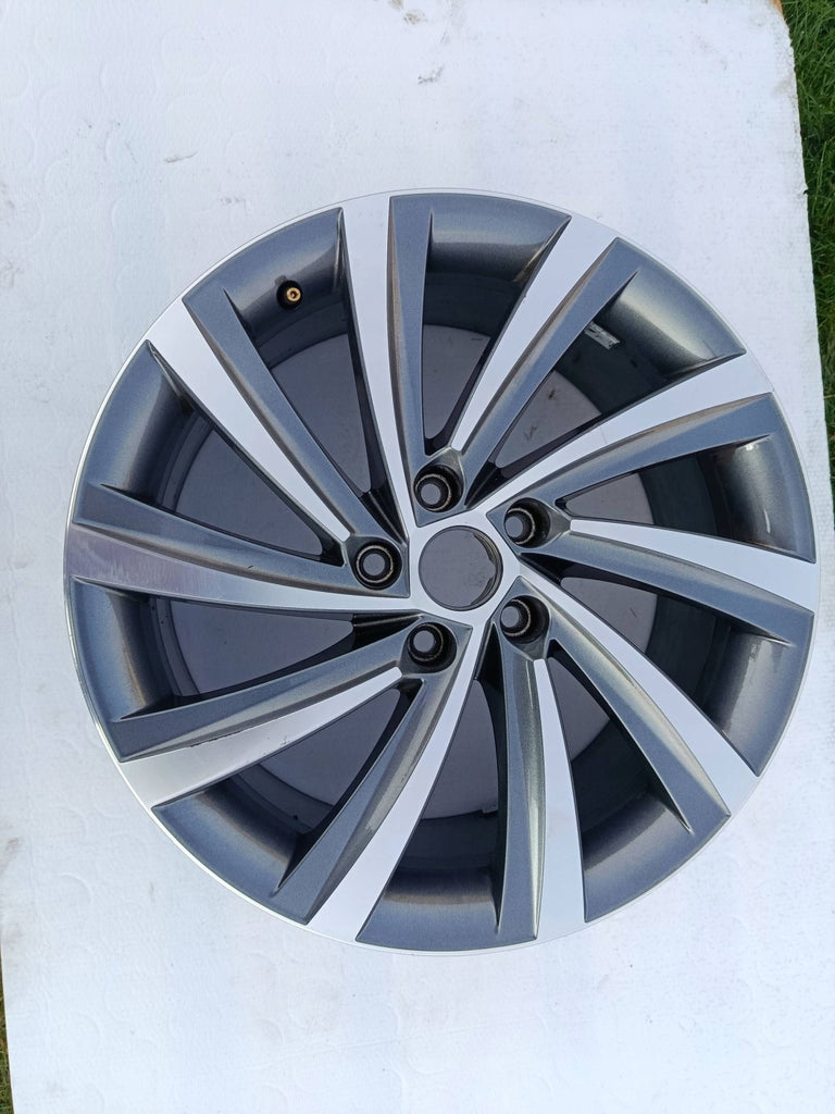 1x Alufelge 18 Zoll 5E3601025A Skoda Octavia Iv Rim Wheel FEL5551719979dt