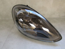 Laden Sie das Bild in den Galerie-Viewer, Frontscheinwerfer Porsche Panamera Rechts Scheinwerfer Headlight SCH9019330844qp