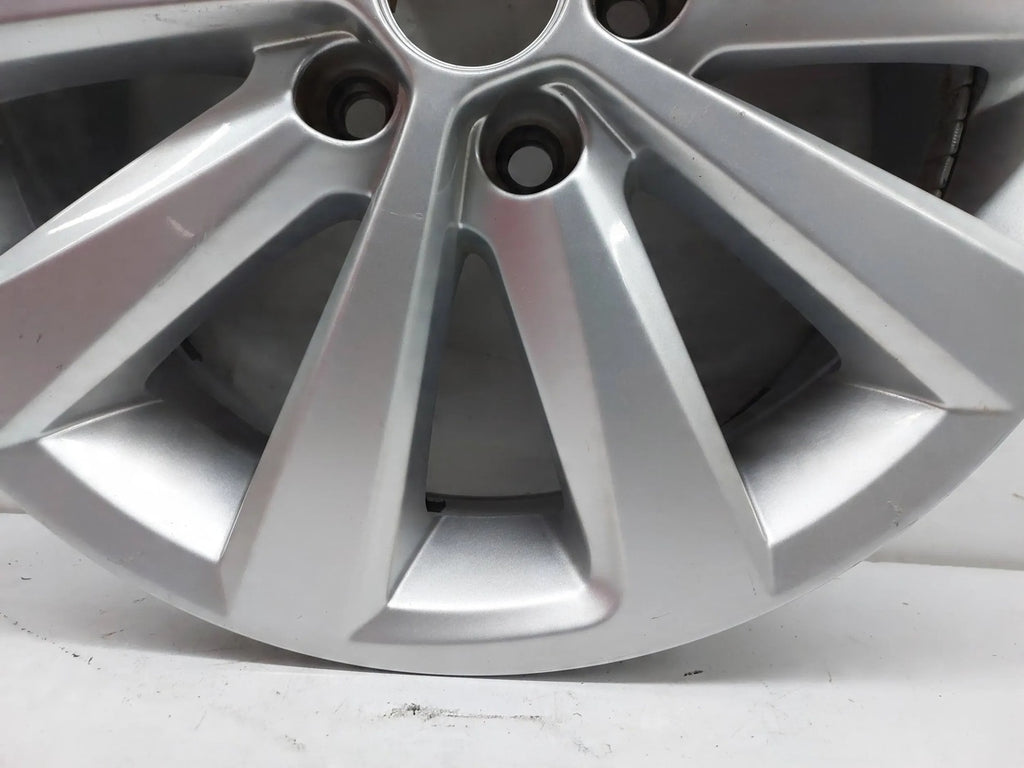 1x Alufelge 15 Zoll 6.5" 5x108 40ET 5F0501025G Seat Leon Rim Wheel