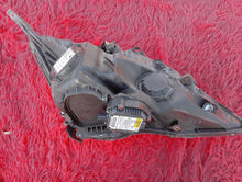 Laden Sie das Bild in den Galerie-Viewer, Frontscheinwerfer Honda Crv Cr-V III I 33150-SWW-G1 Xenon Links Headlight SCH6597879043ge