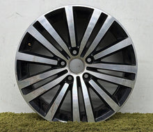 Laden Sie das Bild in den Galerie-Viewer, 1x Alufelge 17 Zoll 7.5" 5x112 47ET 3AA601025G VW Passat B7 Rim Wheel FEL8320488817ll