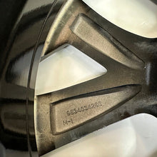 Load image into Gallery viewer, 1x Alufelge 17 Zoll 6.5" 4x108 32ET Glanz Schwarz 9834034280 Citroën Iii FEL9258197740bs