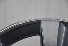 Laden Sie das Bild in den Galerie-Viewer, 1x Alufelge 17 Zoll 6.5" 5x114.3 45ET Glanz Grau 3NA3A Mg 1 Rim Wheel FEL1803294600de