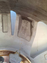 Load image into Gallery viewer, 1x Alufelge 15 Zoll 2G0601025N VW Polo Rim Wheel FEL5136537179jm