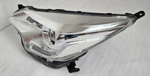 Load image into Gallery viewer, Frontscheinwerfer Toyota Ractis 81150-52K01 LED Links Scheinwerfer Headlight SCH4104142884lf