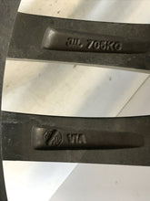 Load image into Gallery viewer, 1x Alufelge 19 Zoll 9.0" 5x120 18ET Glanz Graphit 7850070 BMW F16 Mg Rim Wheel FEL8872630332dd