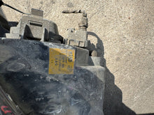 Load image into Gallery viewer, Frontscheinwerfer Hyundai Accent III 0102009990000 Ein Satz Headlight SCH1634017469as