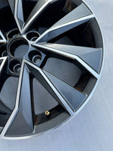 Laden Sie das Bild in den Galerie-Viewer, 1x Alufelge 16 Zoll 7.0" 5x112 6V0601025G Skoda Fabia I Rim Wheel FEL5999585453zg