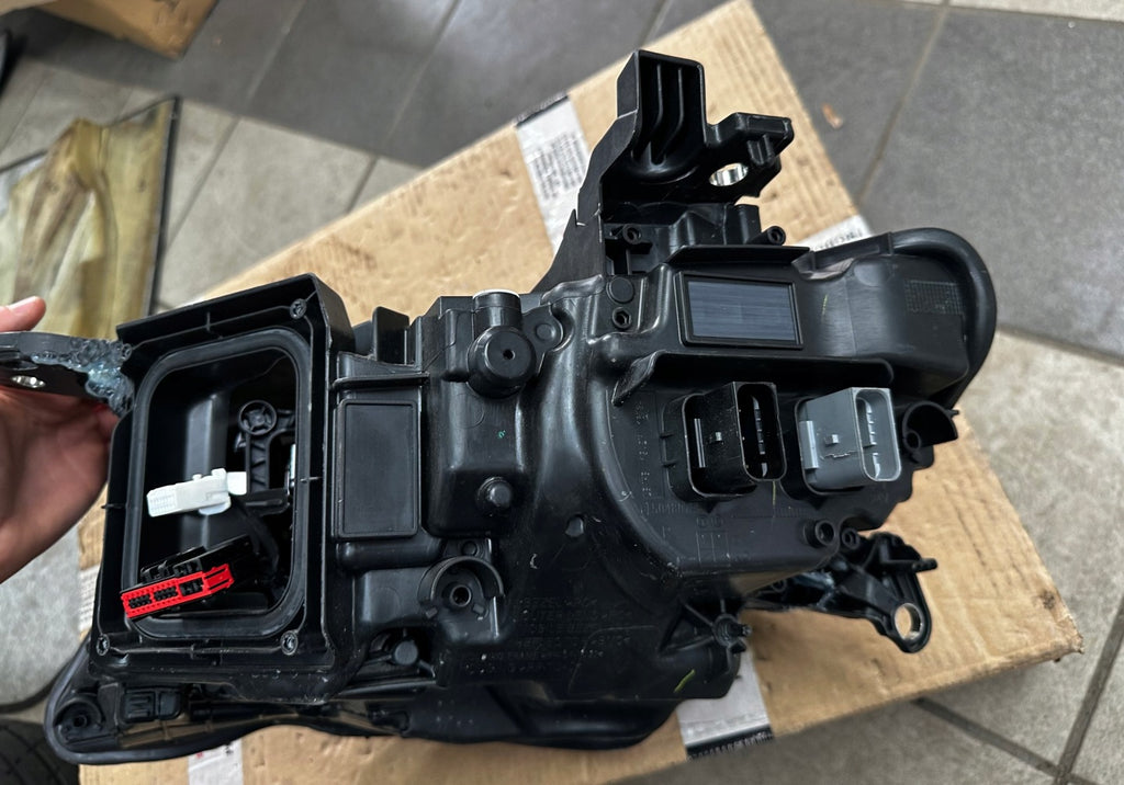 Frontscheinwerfer Peugeot 308 III 98516735 LED Rechts Scheinwerfer Headlight SCH9863858381pv