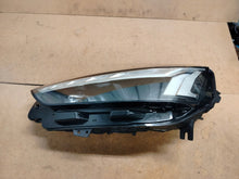 Laden Sie das Bild in den Galerie-Viewer, Frontscheinwerfer Audi A5 8W6941039 Full LED Links Scheinwerfer Headlight SCH8439198704hg