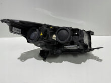 Laden Sie das Bild in den Galerie-Viewer, Frontscheinwerfer Ford Kuga II GV4113D155EH Links Scheinwerfer Headlight SCH7322308478sh