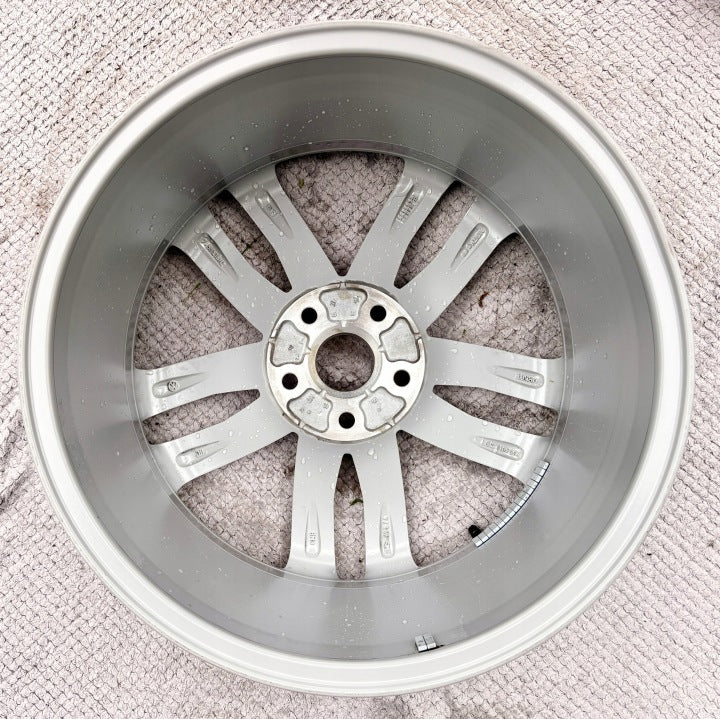 1x Alufelge 18 Zoll 7.5" 5x112 51ET Glanz Silber 5G0601025DH VW Golf I Rim Wheel FEL4428785038qr