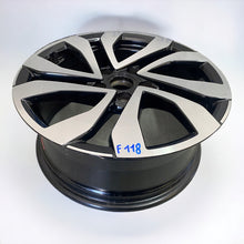 Load image into Gallery viewer, 1x Alufelge 17 Zoll 7.0&quot; 5x112 45ET Glanz Silber 2GA601025AF VW T-Roc Rim Wheel