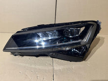 Laden Sie das Bild in den Galerie-Viewer, Frontscheinwerfer Skoda Superb III 3V1941015D LED Links Scheinwerfer Headlight
