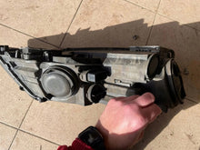 Laden Sie das Bild in den Galerie-Viewer, Frontscheinwerfer Audi A7 I Links Scheinwerfer Headlight SCH5592978905kb
