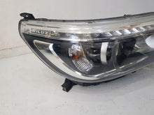 Load image into Gallery viewer, Frontscheinwerfer Toyota Hilux Rechts Scheinwerfer Headlight SCH5888916825aw