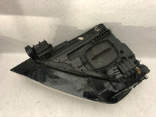 Laden Sie das Bild in den Galerie-Viewer, Frontscheinwerfer Audi Q2 81A941012A LED Rechts Scheinwerfer Headlight