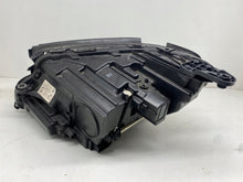 Laden Sie das Bild in den Galerie-Viewer, Frontscheinwerfer Mercedes-Benz W213 A2139067806 LED Rechts Headlight SCH9170317996xo