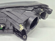 Laden Sie das Bild in den Galerie-Viewer, Frontscheinwerfer Skoda Superb 3V1941016A Rechts Scheinwerfer Headlight SCH7153090570yc