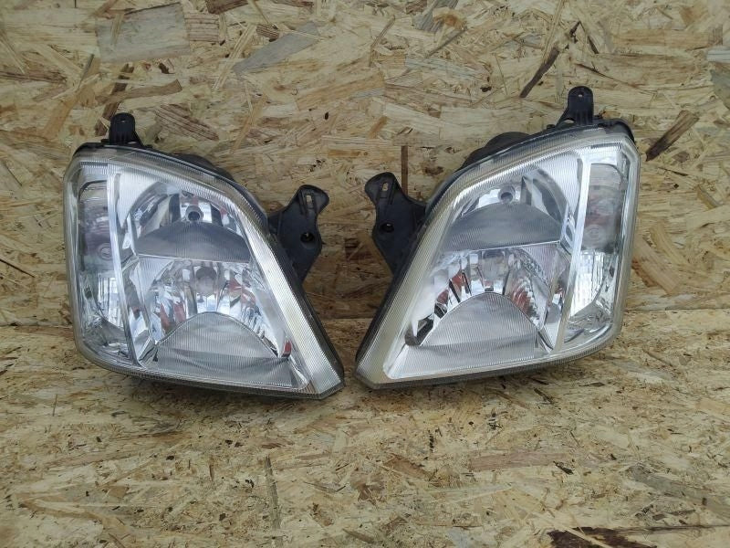 Frontscheinwerfer Opel Meriva A 93321053 93321052 Ein Satz Headlight SCH7049220832aa