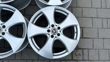 Laden Sie das Bild in den Galerie-Viewer, 1x Alufelge 19 Zoll 8.5" 5x112 62ET Glanz Silber A1664013000 Mercedes-Benz FEL2680517385lh