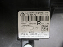 Laden Sie das Bild in den Galerie-Viewer, Frontscheinwerfer Skoda Octavia 5E4941016B LED Rechts Scheinwerfer Headlight SCH8553031418qs