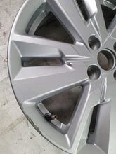 Load image into Gallery viewer, 1x Alufelge 16 Zoll 6.0&quot; 4x100 50ET Nissan Note E12 Rim Wheel