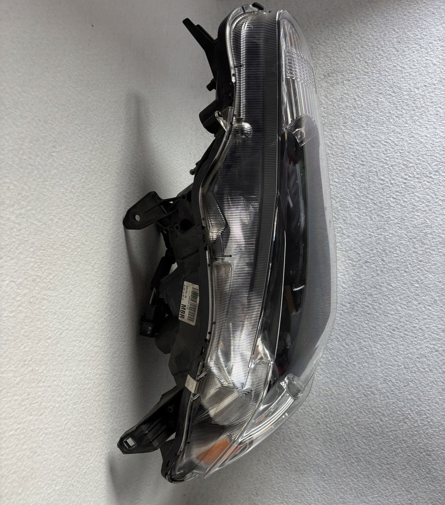 Frontscheinwerfer Mitsubishi Lancer VIII I 8301C3-38 Rechts Headlight SCH9031082373cw
