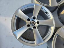 Load image into Gallery viewer, 4x Alufelge 17 Zoll 7.5" 5x112 28ET VW Passat B7 Tiguan Sharan Arteon Rim Wheel FEL6813124722za