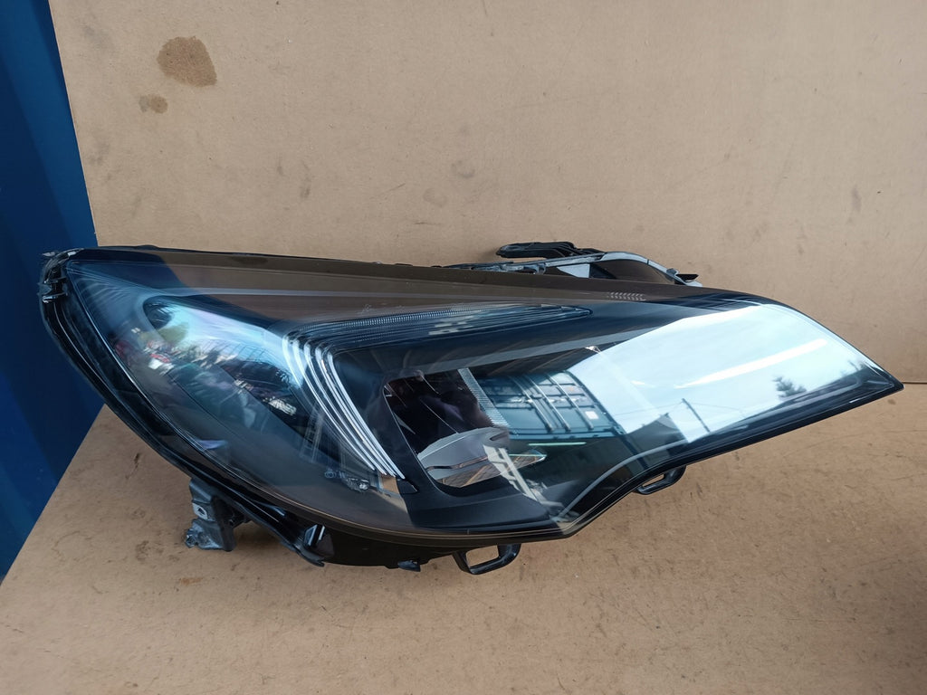 Frontscheinwerfer Opel Astra 39195689 LED Rechts Scheinwerfer Headlight