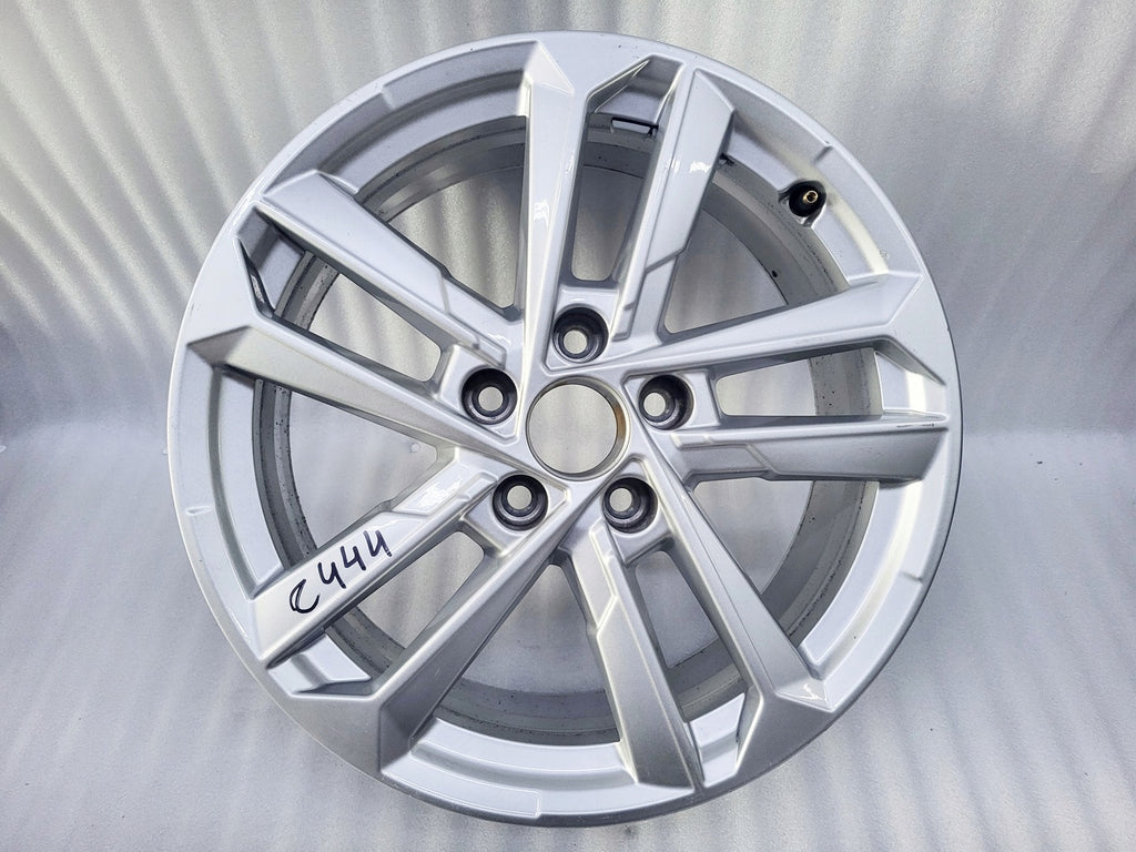 1x Alufelge 17 Zoll 6.5" 5x112 43ET Glanz Silber 8Y0601025L Audi A3 Rim Wheel