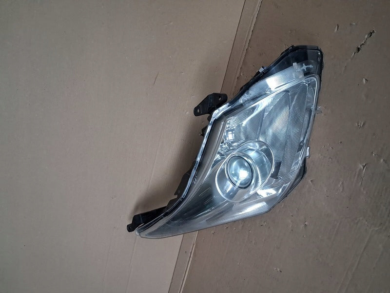 Frontscheinwerfer Toyota Avensis Rechts Scheinwerfer Headlight SCH7024164217jp