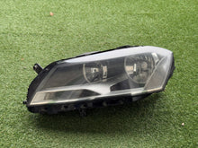 Load image into Gallery viewer, Frontscheinwerfer VW Passat B7 3AB941005 Links Scheinwerfer Headlight SCH1329563390vk
