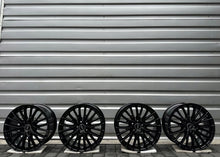 Laden Sie das Bild in den Galerie-Viewer, 4x Alufelge 18 Zoll 8.5" 5x112 50ET Audi A3 Rim Wheel FEL6350665650dw