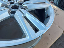 Load image into Gallery viewer, 1x Alufelge 18 Zoll 7.0" 5x112 45ET Glanz Silber 575601025G Seat Ateca Rim Wheel FEL7256425731pe