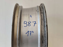 Load image into Gallery viewer, 1x Alufelge 17 Zoll 5x130 98736212600 Porsche Cayman 987 Rim Wheel FEL2421248128ze