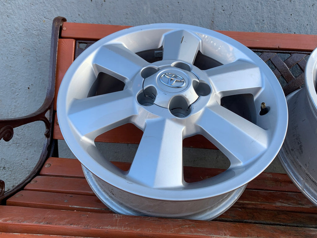 1x Alufelge 16 Zoll 6.5" 5x114.3 45ET Glanz Silber PZ406-X2671-ZC Toyota