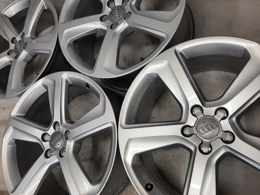 4x Alufelge 20 Zoll 8.5" 5x112 33ET Glanz Silber 8R0601025CJ Audi C7 A4 B8 FEL1295113583zw