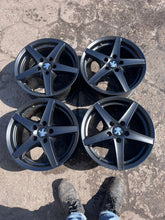 Laden Sie das Bild in den Galerie-Viewer, 4x Alufelge 16 Zoll 7.0" 5x108 Peugeot Expert Rifter Rim Wheel FEL7286051395lv