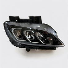 Laden Sie das Bild in den Galerie-Viewer, Frontscheinwerfer Hyundai Kona 92102-J9600 LED Rechts Scheinwerfer Headlight