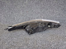 Load image into Gallery viewer, Frontscheinwerfer Hyundai I20 92101-C8000 Links Scheinwerfer Headlight SCH5130551778yz