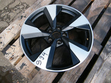 Laden Sie das Bild in den Galerie-Viewer, 1x Alufelge 18 Zoll 8.0" 5x112 40ET Glanz Schwarz 8T0601025B Audi A4 B9 FEL6430321633ni