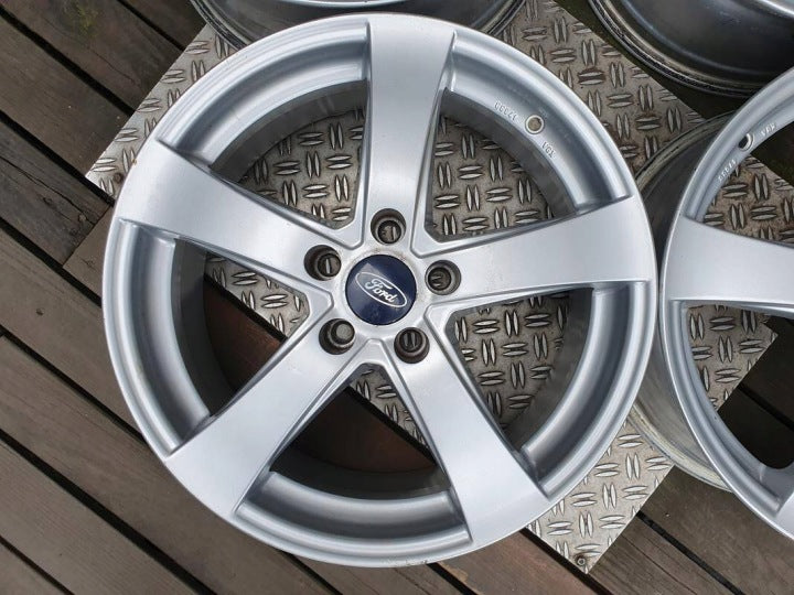 4x Alufelge 17 Zoll 7.5" 5x108 48ET KBA47688 Ford Focus C Max Xc60 Xc40 FEL8751424521xc