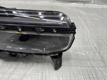 Load image into Gallery viewer, Frontscheinwerfer Jeep I 52218717 Rechts Scheinwerfer Headlight SCH4499332952in
