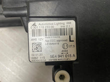 Laden Sie das Bild in den Galerie-Viewer, Frontscheinwerfer Skoda Octavia I 5E4941015A LED Ein Stück (Rechts oder Links) SCH2879767429tr